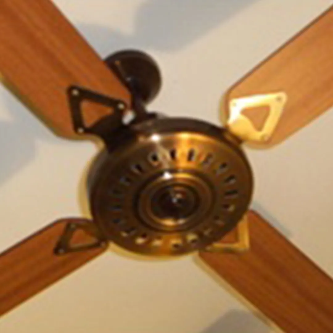 VENTILADOR DE TECHO BRONCE VIEJO